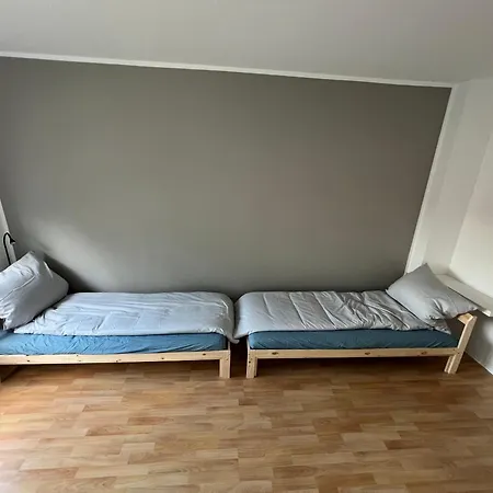 Emas4 Mit 2 Einzelbetten, Kueche *